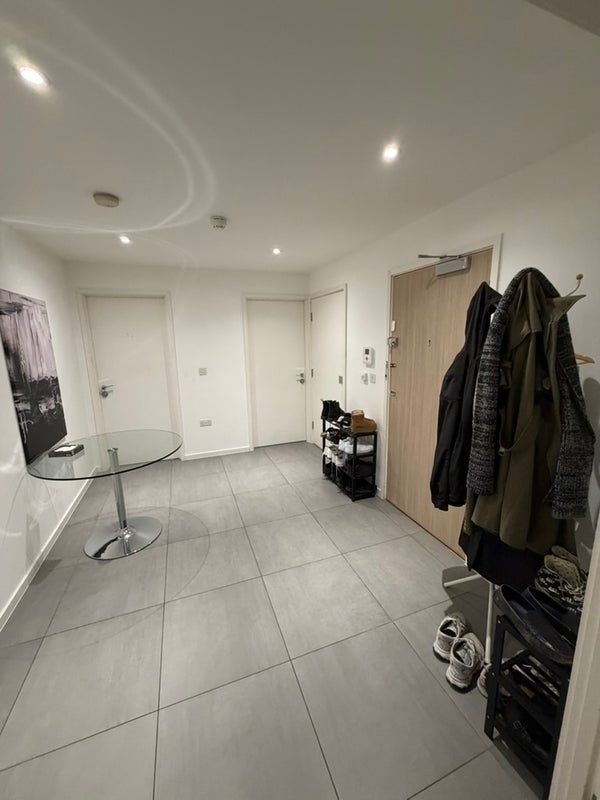 Room Union Street in Greater London