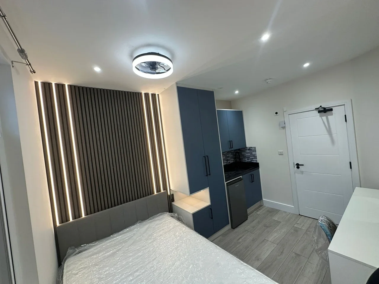 Room Whippendell Road in Watford