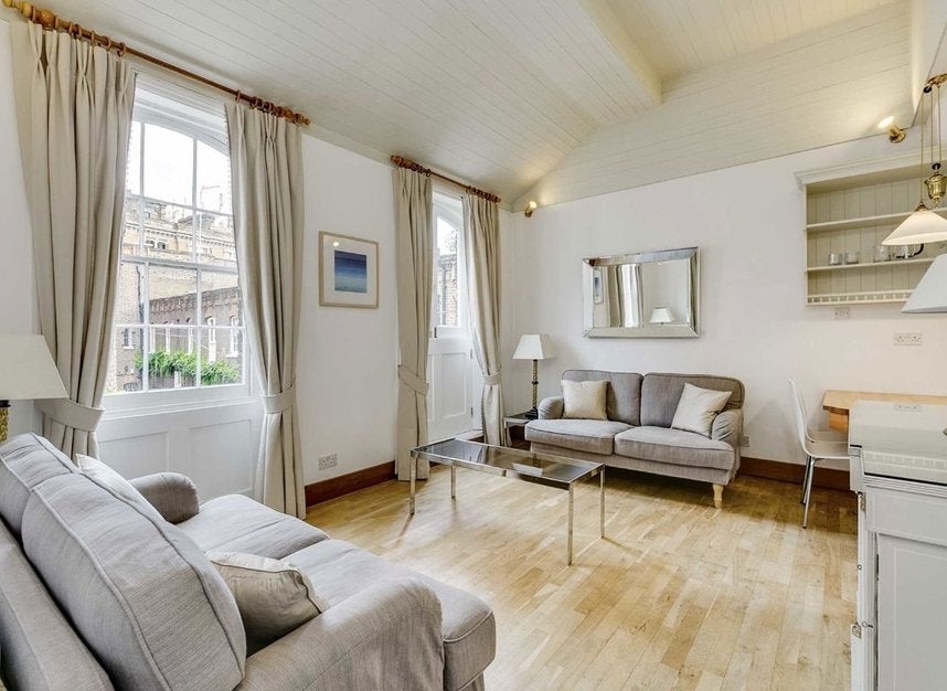 House Strathmore Gardens in Greater London