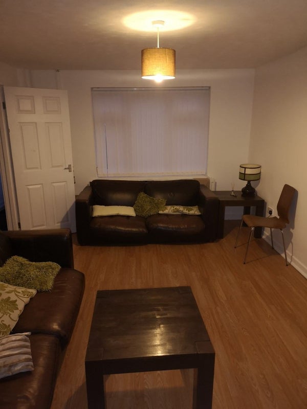 Room Grangemoor in Runcorn
