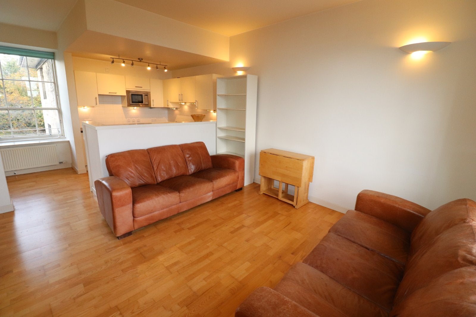 Flat Shaw Crescent in Aberdeen City