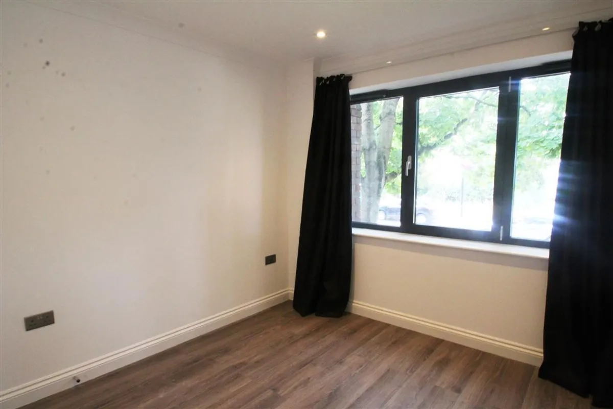Flat Rickford's Hill in Aylesbury