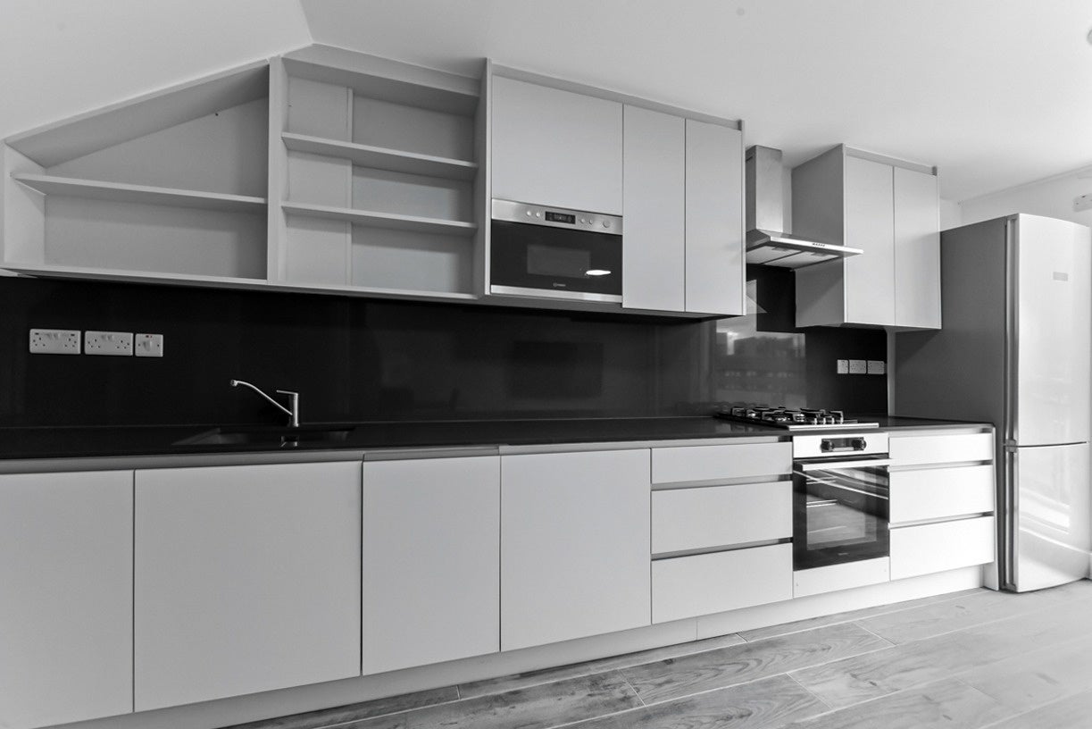 Flat Scott Lidgett Crescent in Greater London