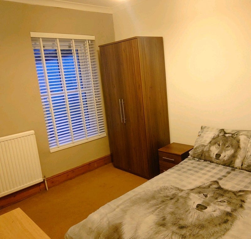 Room Pleasant View in Wattstown
