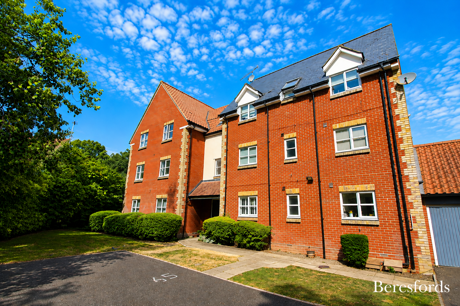 Flat Bramble Tye in Basildon