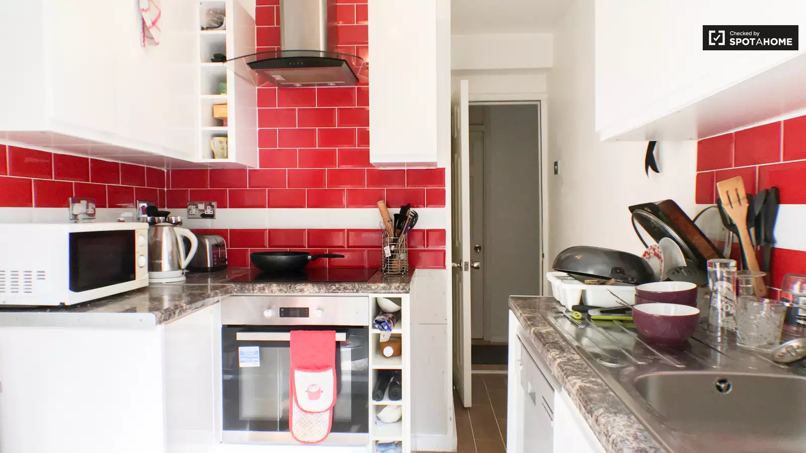 Flat Whitnell Way in Greater London