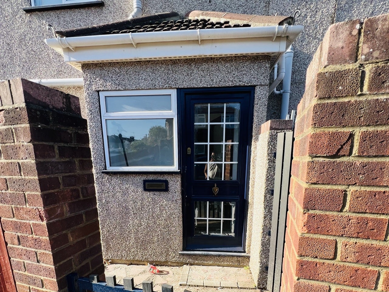 Flat Whitby Road in Greater London