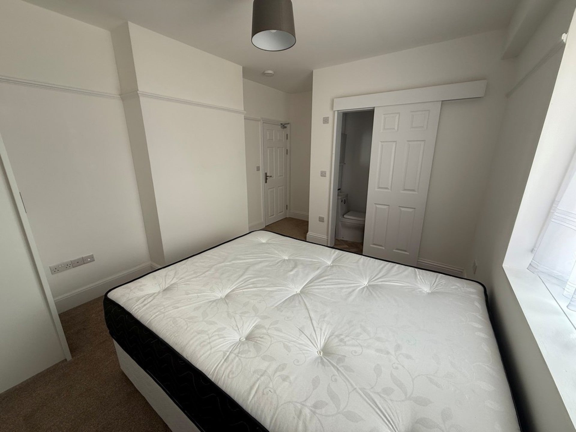 Room Berriedale Close in Adur