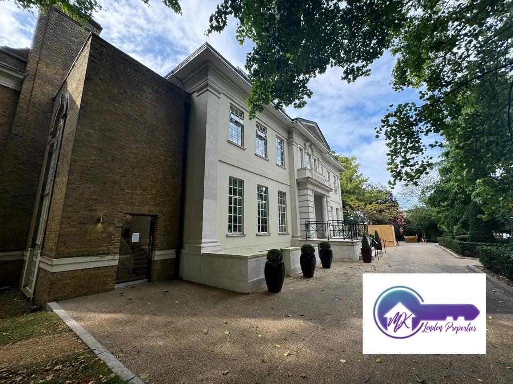 Flat Loxford Gardens in Greater London