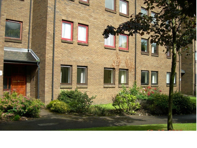 Flat Clerk Street in City of Edinburgh