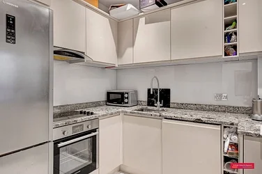 Flat Albion Street in Greater London