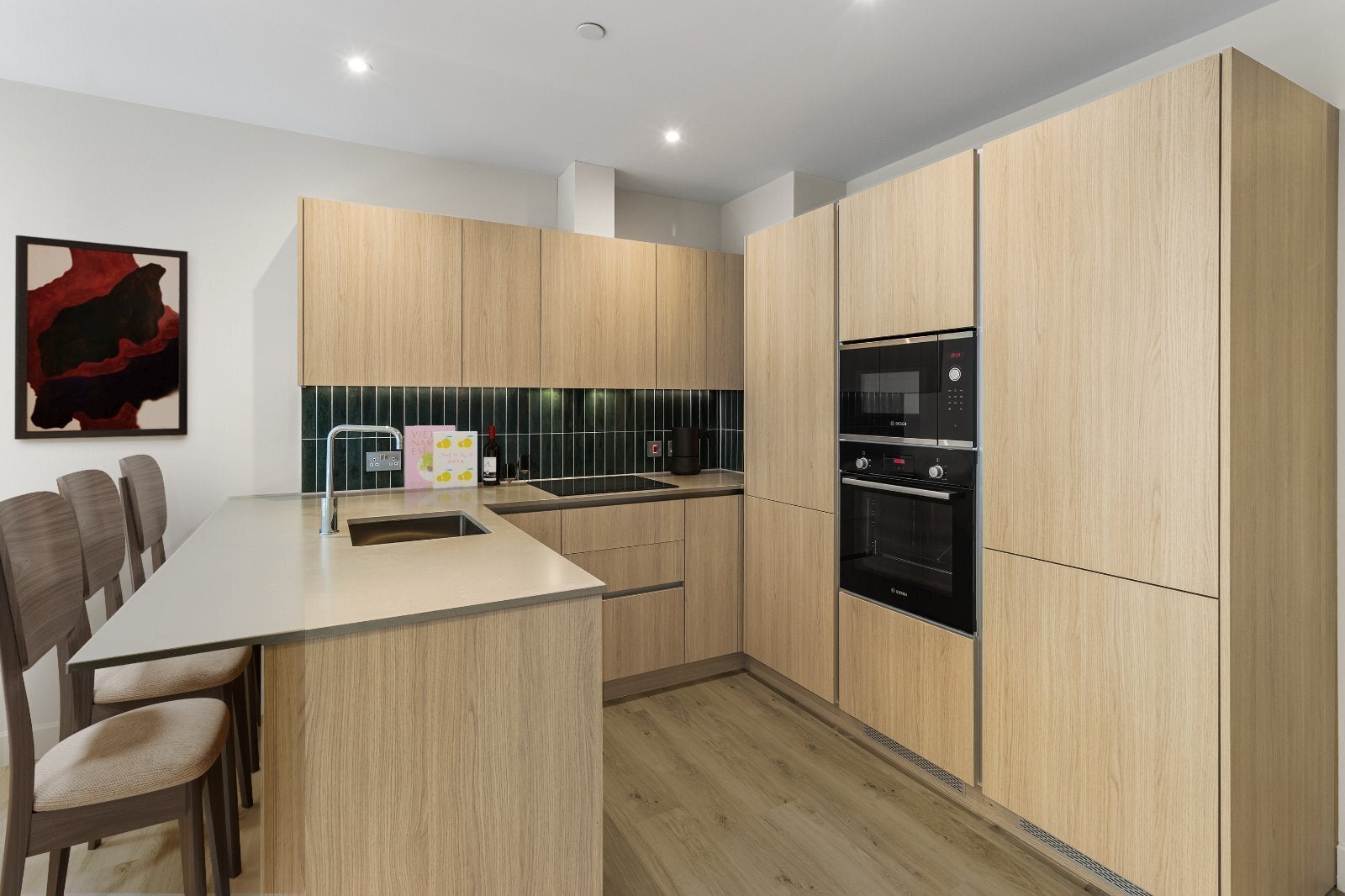 Flat Drummond Road in Greater London