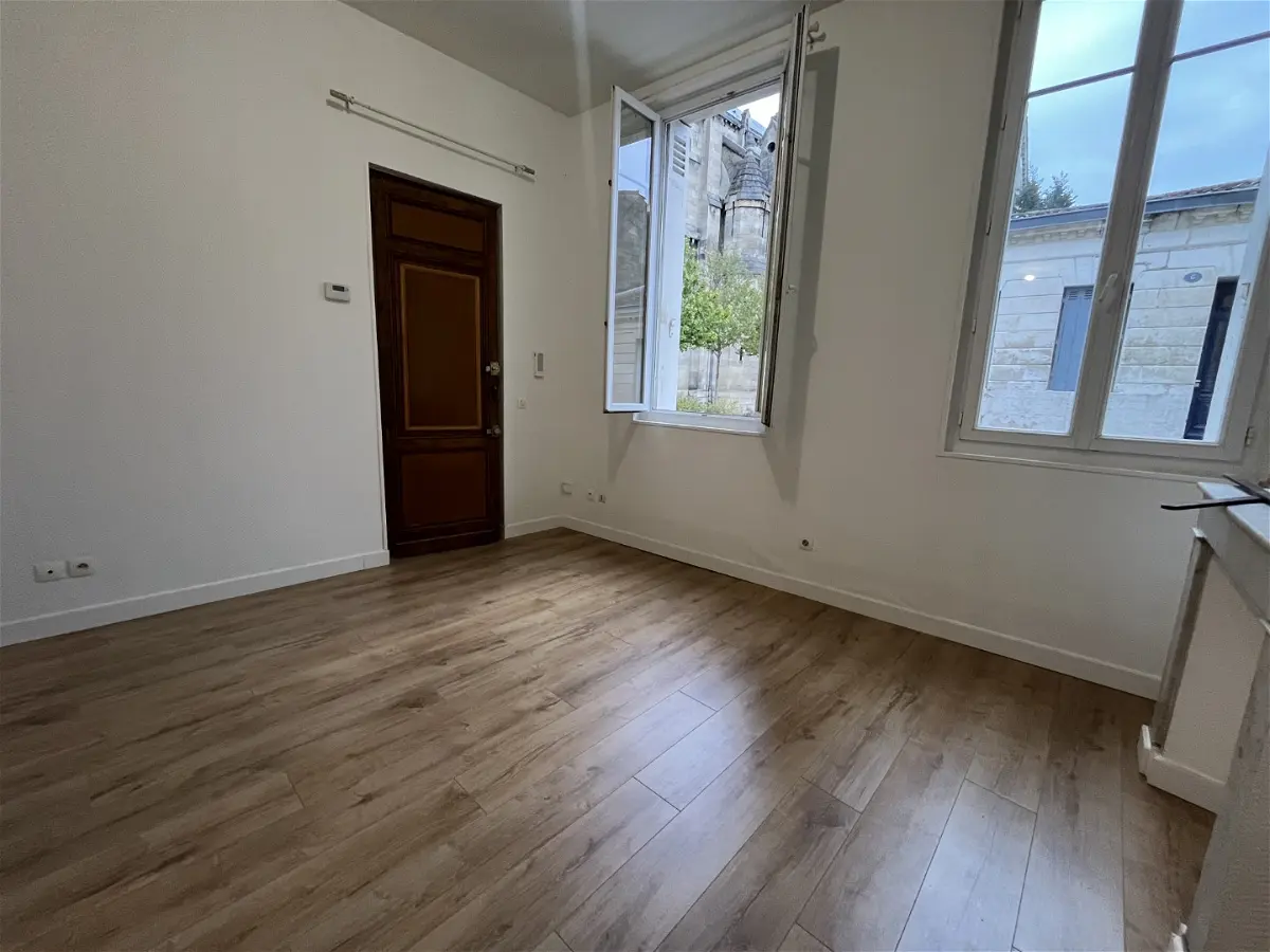 Appartement Rue Lefol à Bordeaux