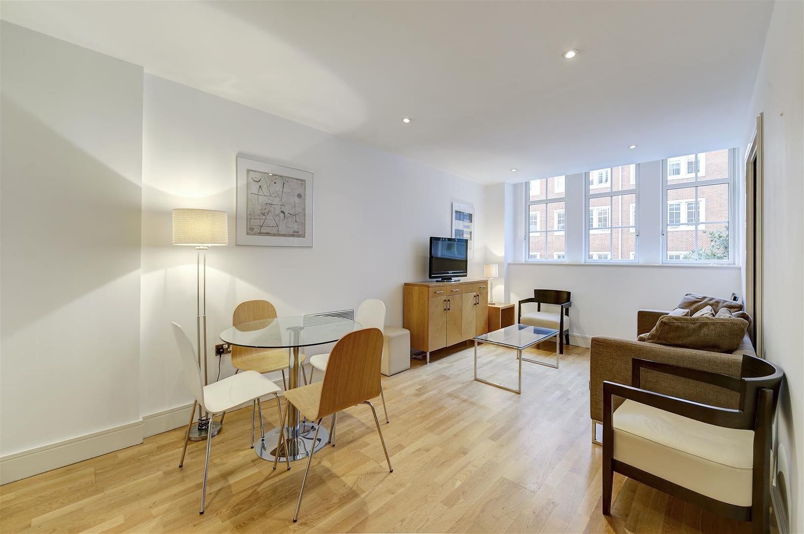 Flat Bennett's Yard in City of Westminster