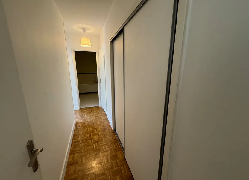 Flat Impasse de la Rochette in Gif-sur-Yvette