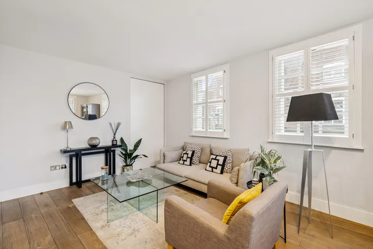 Flat Longmoore Street in City of Westminster