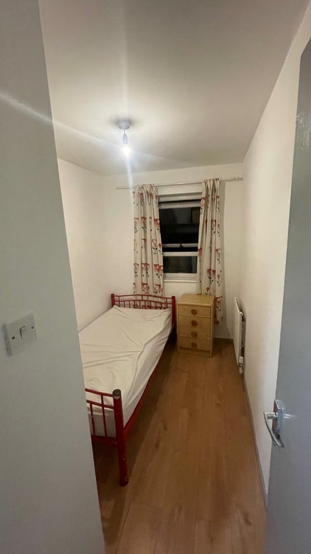 Room Fennell Street in Greater London