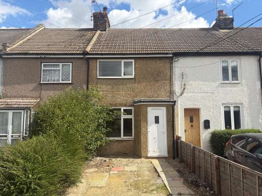 House Heath Road in Chadwell St Mary