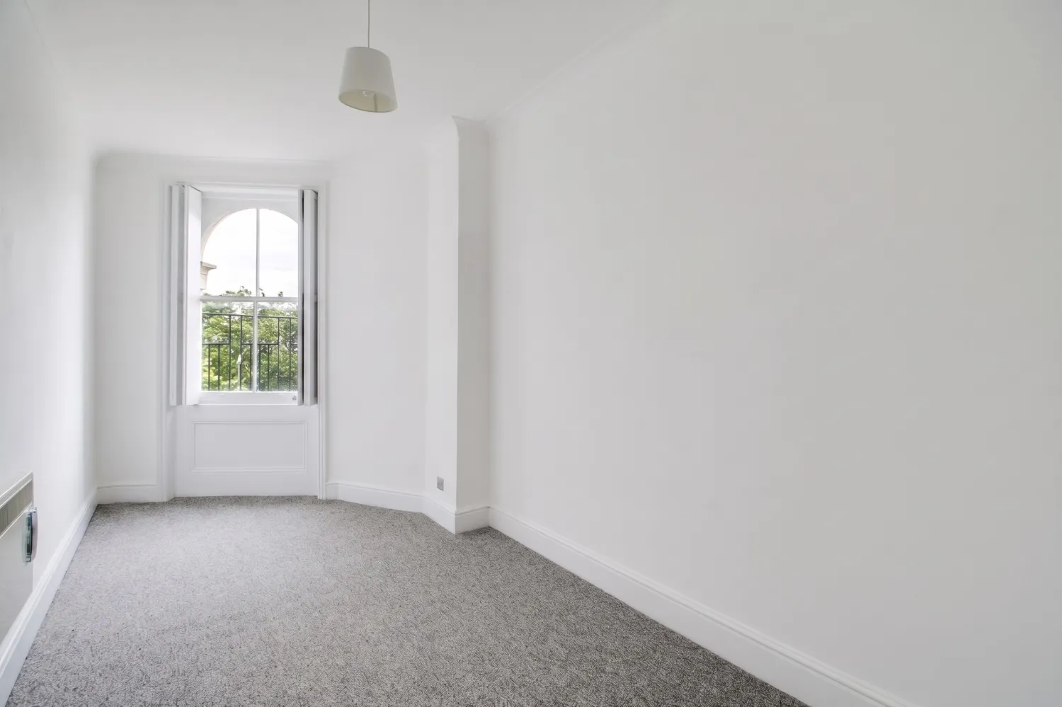 Flat Denmark Terrace in Brighton