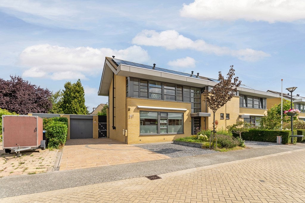 Huis De Klencke 33 in Lelystad