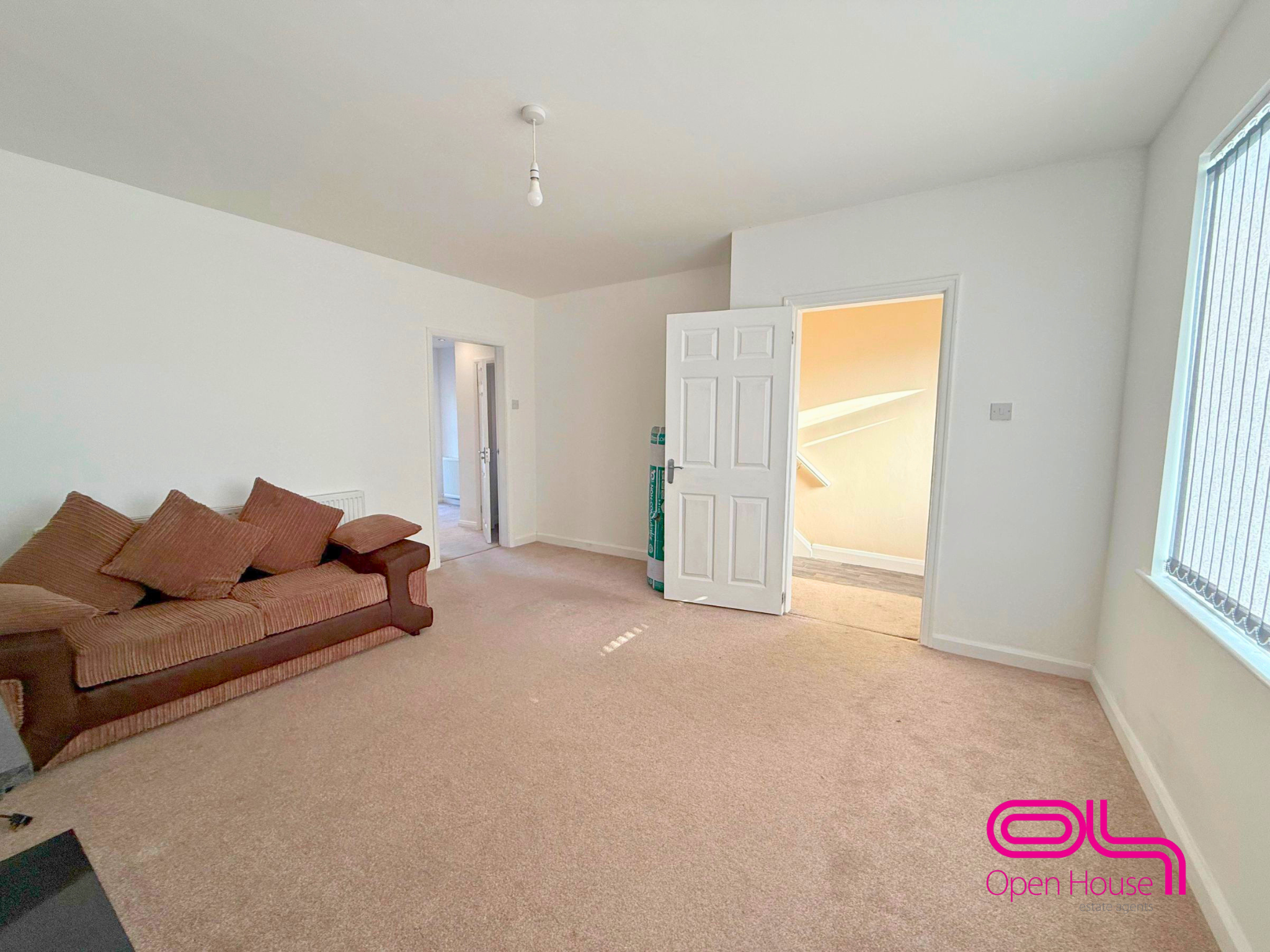 House Lupin Avenue in Farnworth