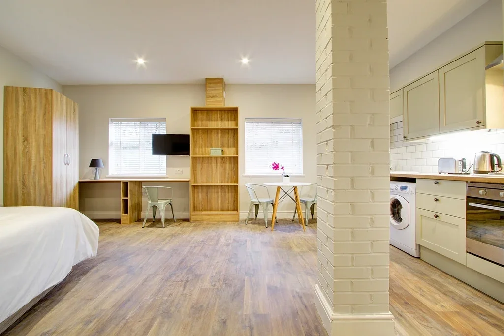 Flat Charleston House in Nottingham