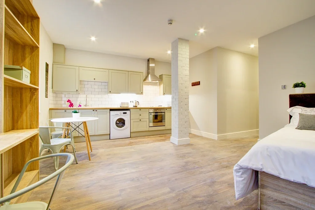Flat Charleston House in Nottingham