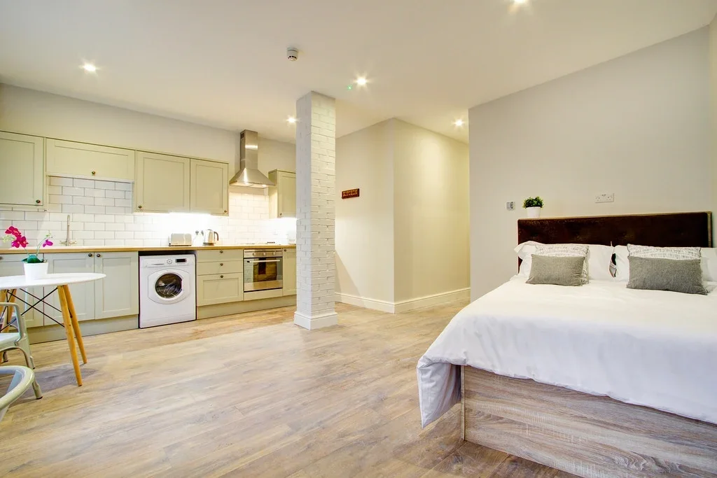 Flat Charleston House in Nottingham