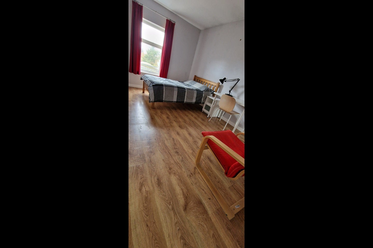 Room Tutbury Road in East Staffordshire