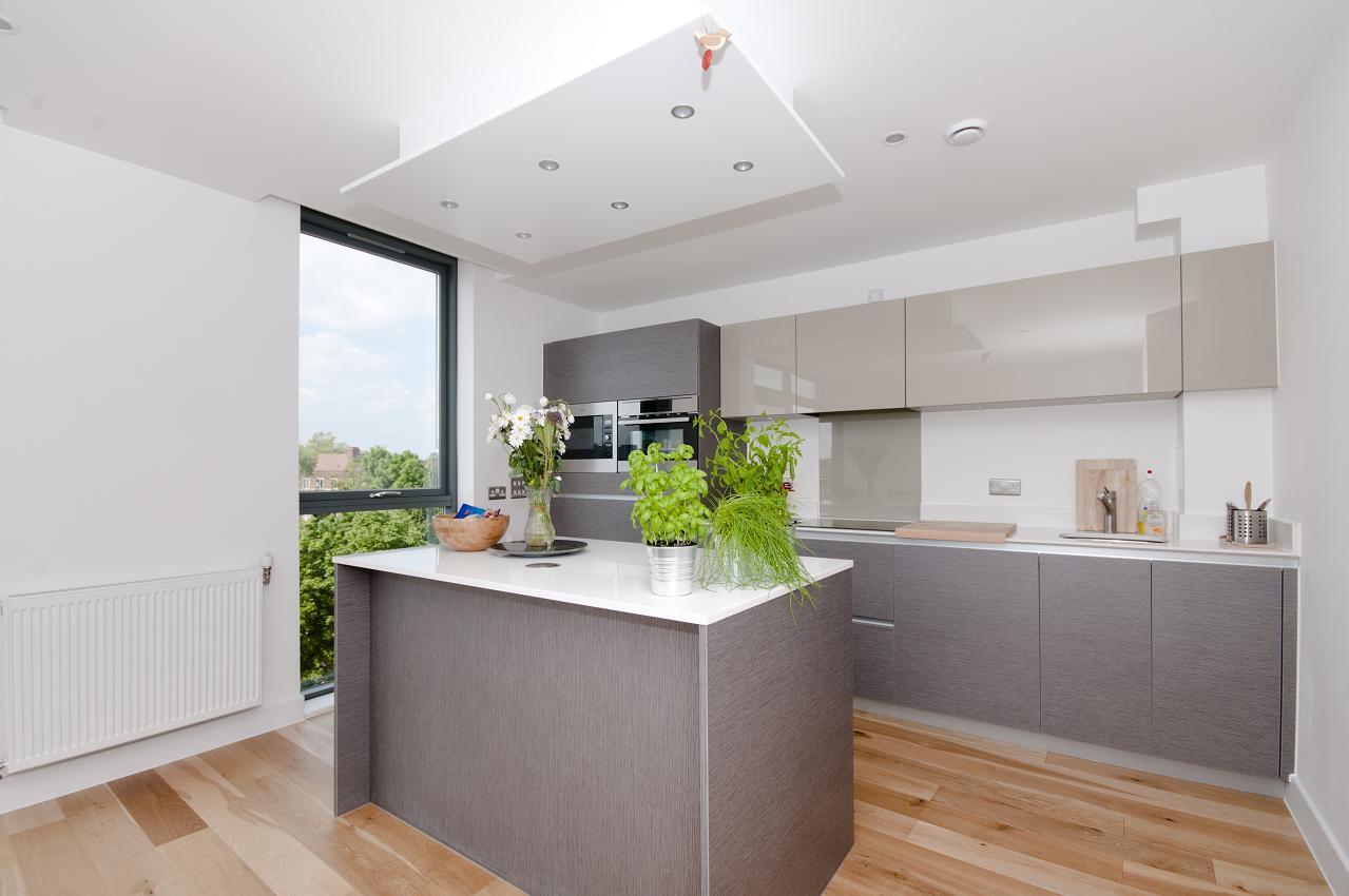 Flat Prebend Street in Greater London