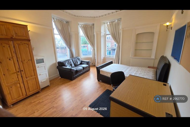 Flat Herschell Street in Glasgow