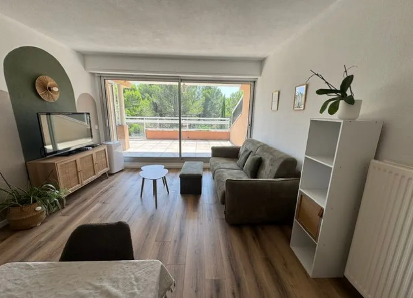 Appartement Allée des Romarins à Villeneuve-lès-Avignon