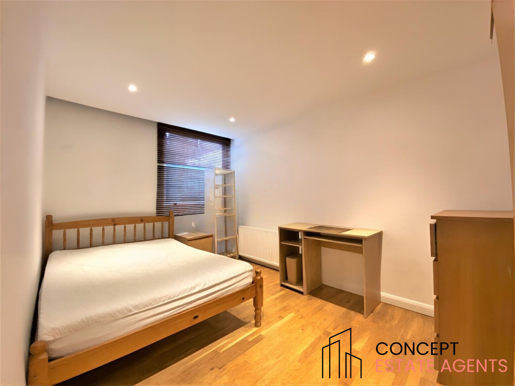 Flat Fenwick Place in Greater London