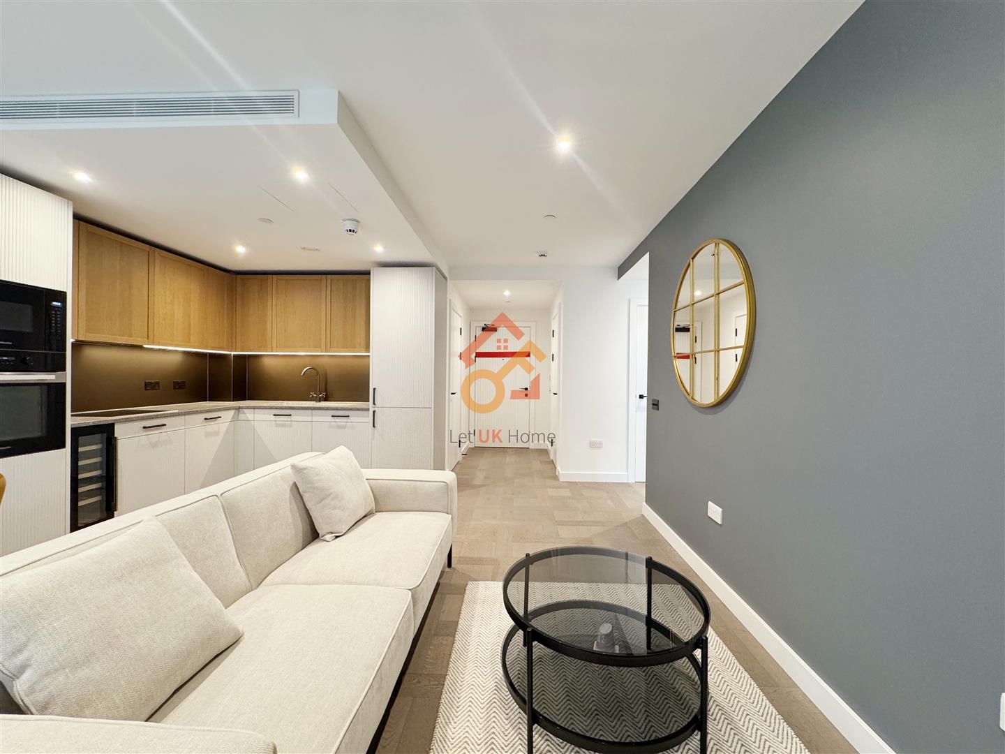 Flat Pennington Quay Walk in Greater London