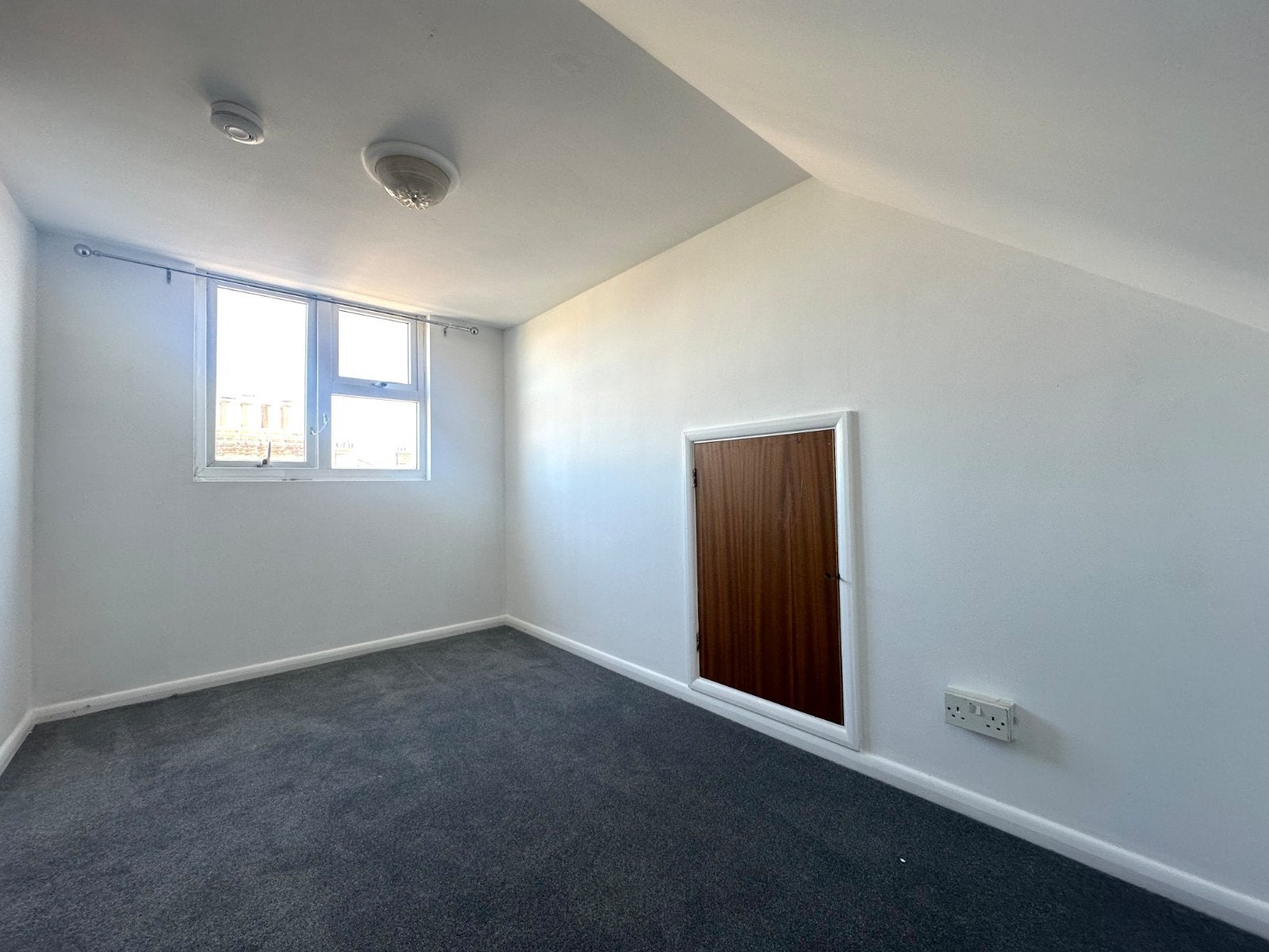 Flat Abbots Hill in Thanet
