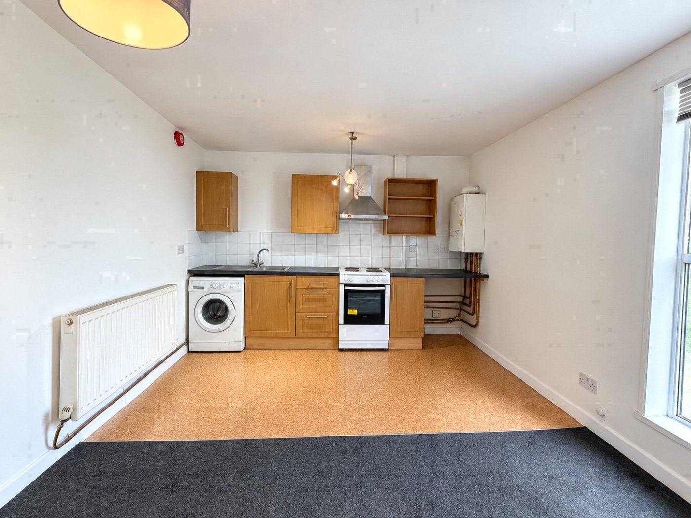 Flat Claremont Street in Bristol