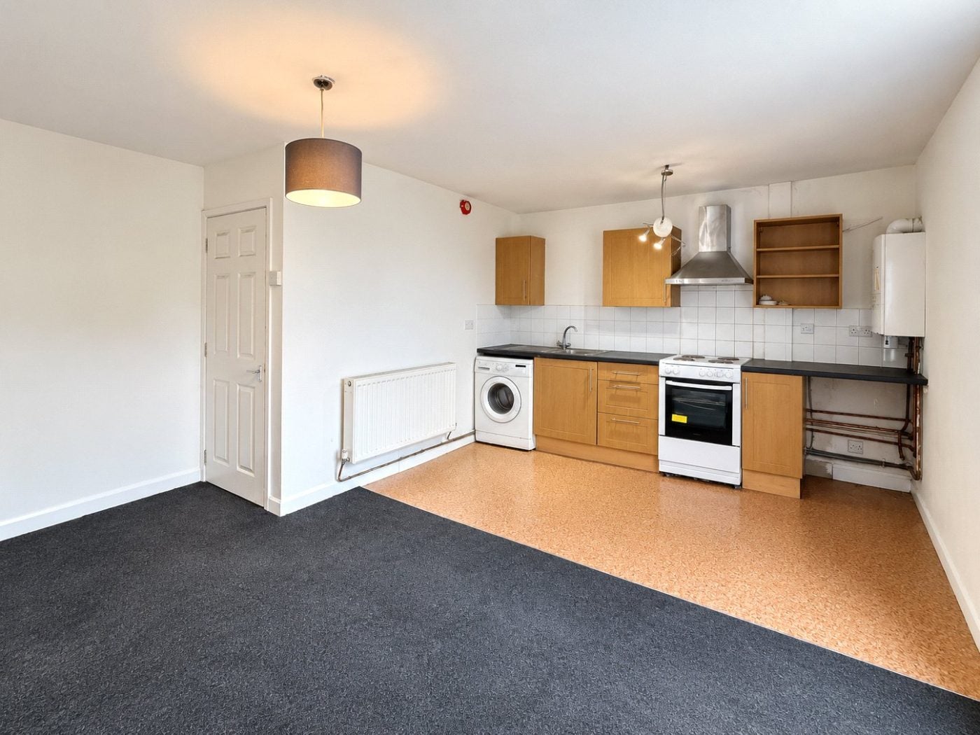 Flat Claremont Street in Bristol