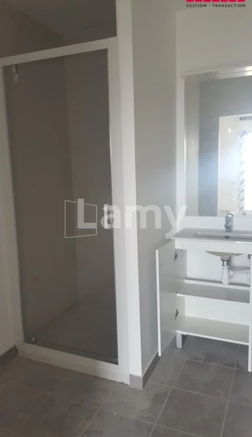 Flat Rue Lucie Aubrac in Saint-Herblain