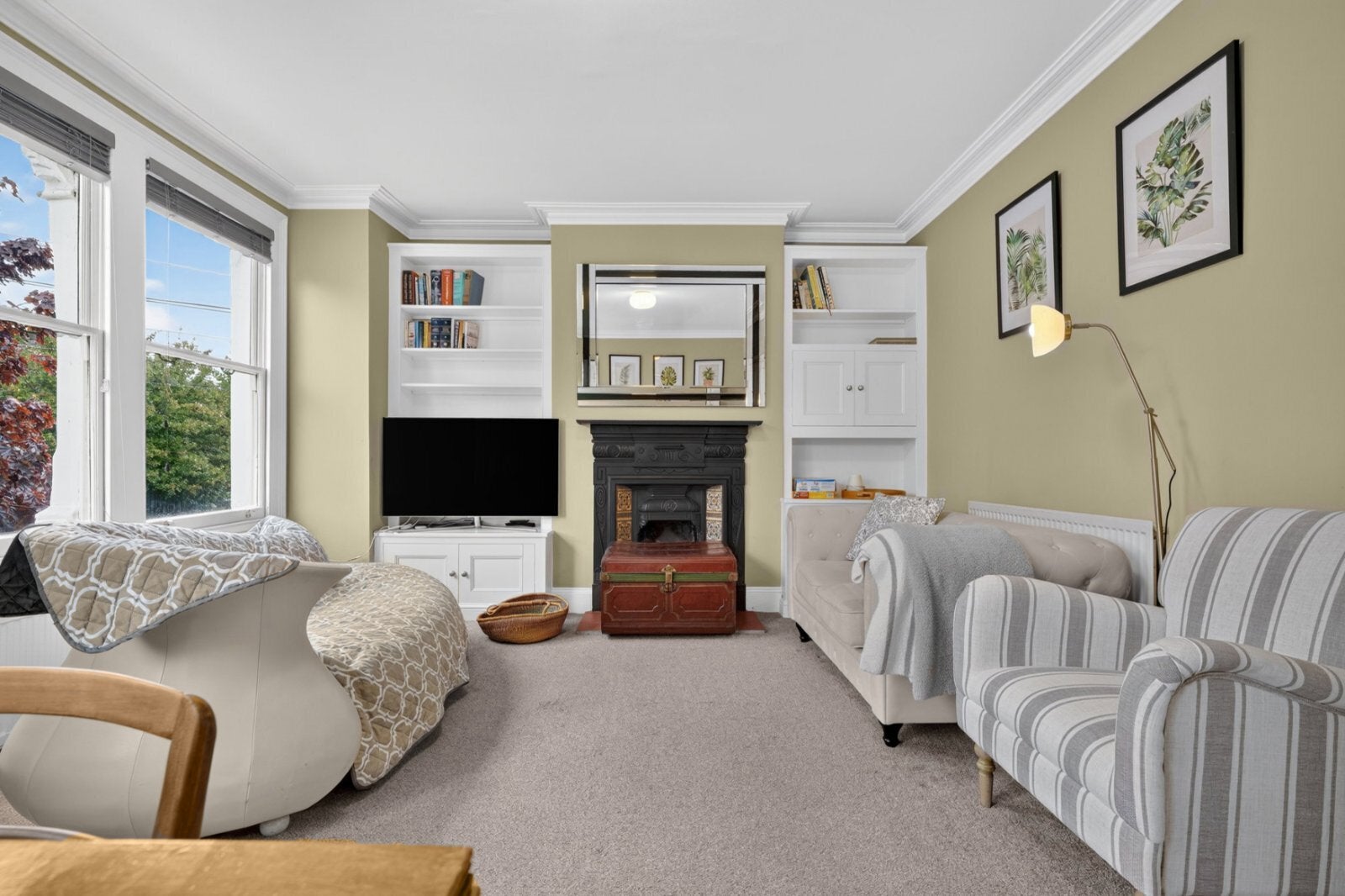 Flat Trentham Street in Greater London
