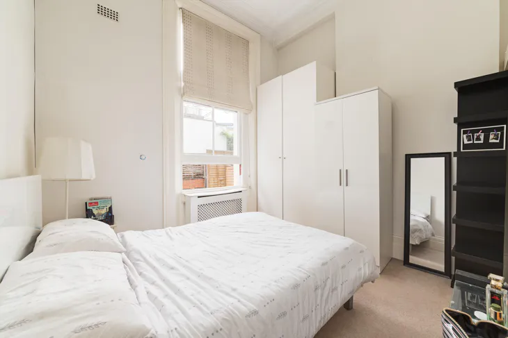 Flat Old Brompton Road in Greater London
