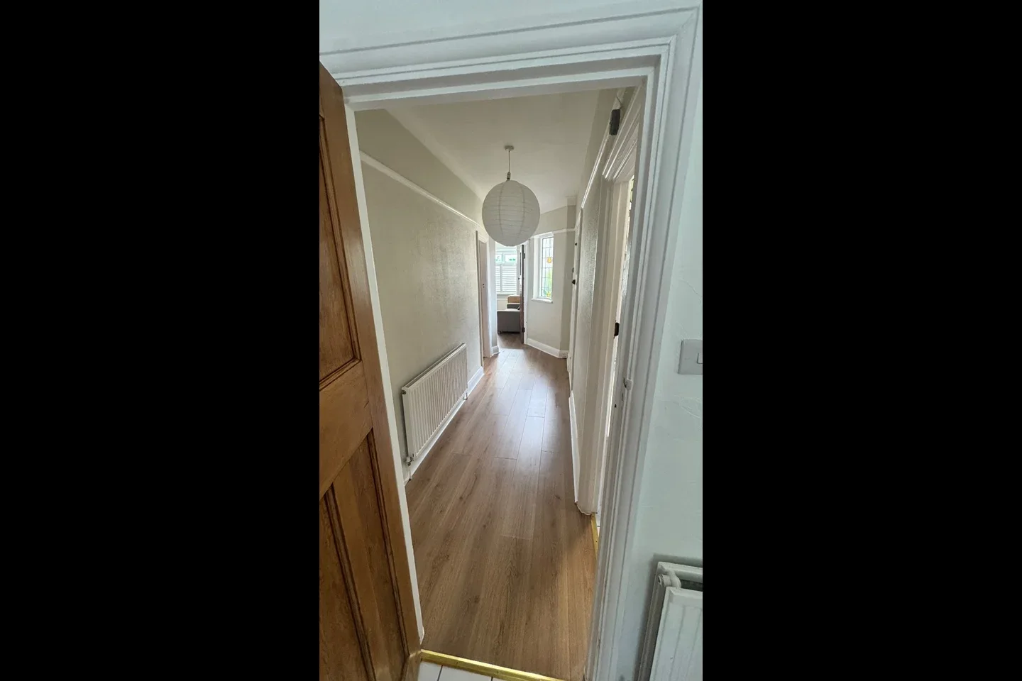 Flat Maycross Avenue in Greater London