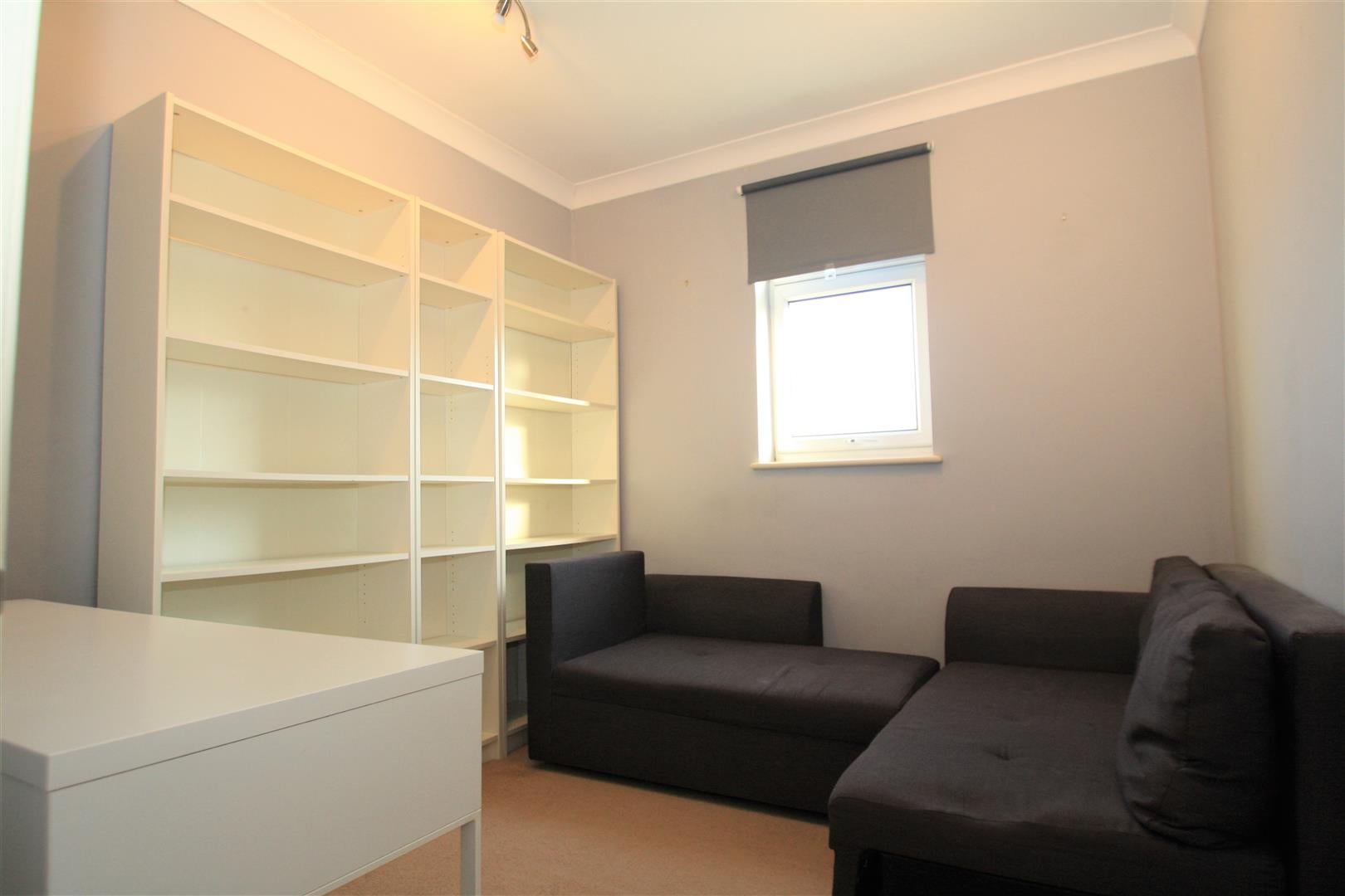 Flat Park Street in Southend-on-Sea