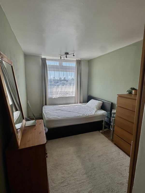Room Tindal Street in Greater London