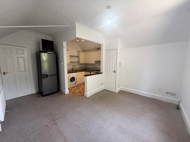Flat Granville Place in Bournemouth