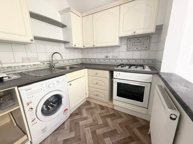 Flat Granville Place in Bournemouth