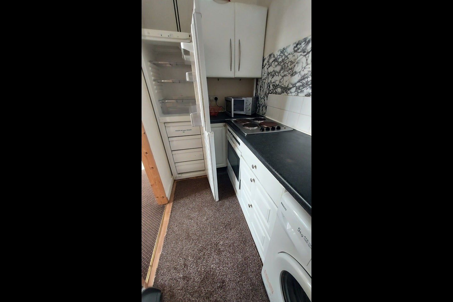 Flat Walmersley Road in Bury