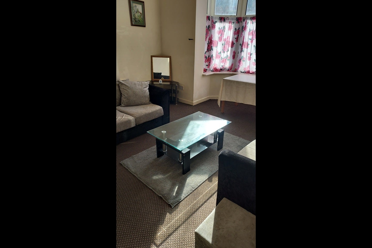 Flat Walmersley Road in Bury