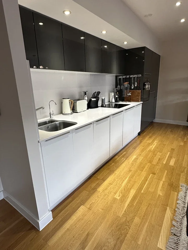 Flat Bathurst Square in Greater London