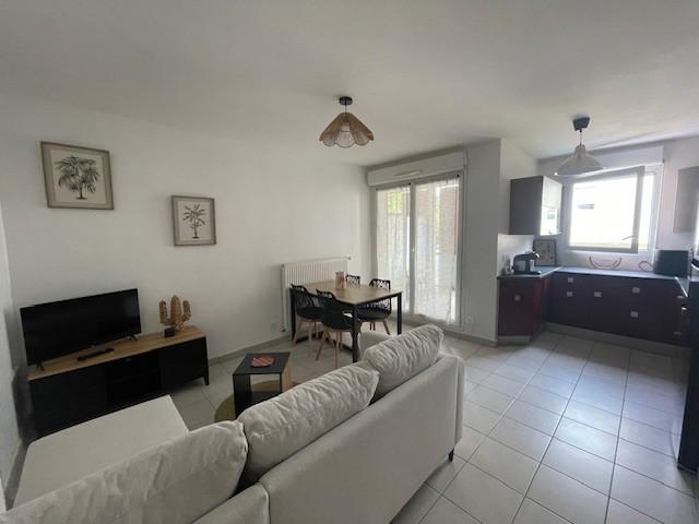 Appartement Rue Aimé Césaire à Décines-Charpieu