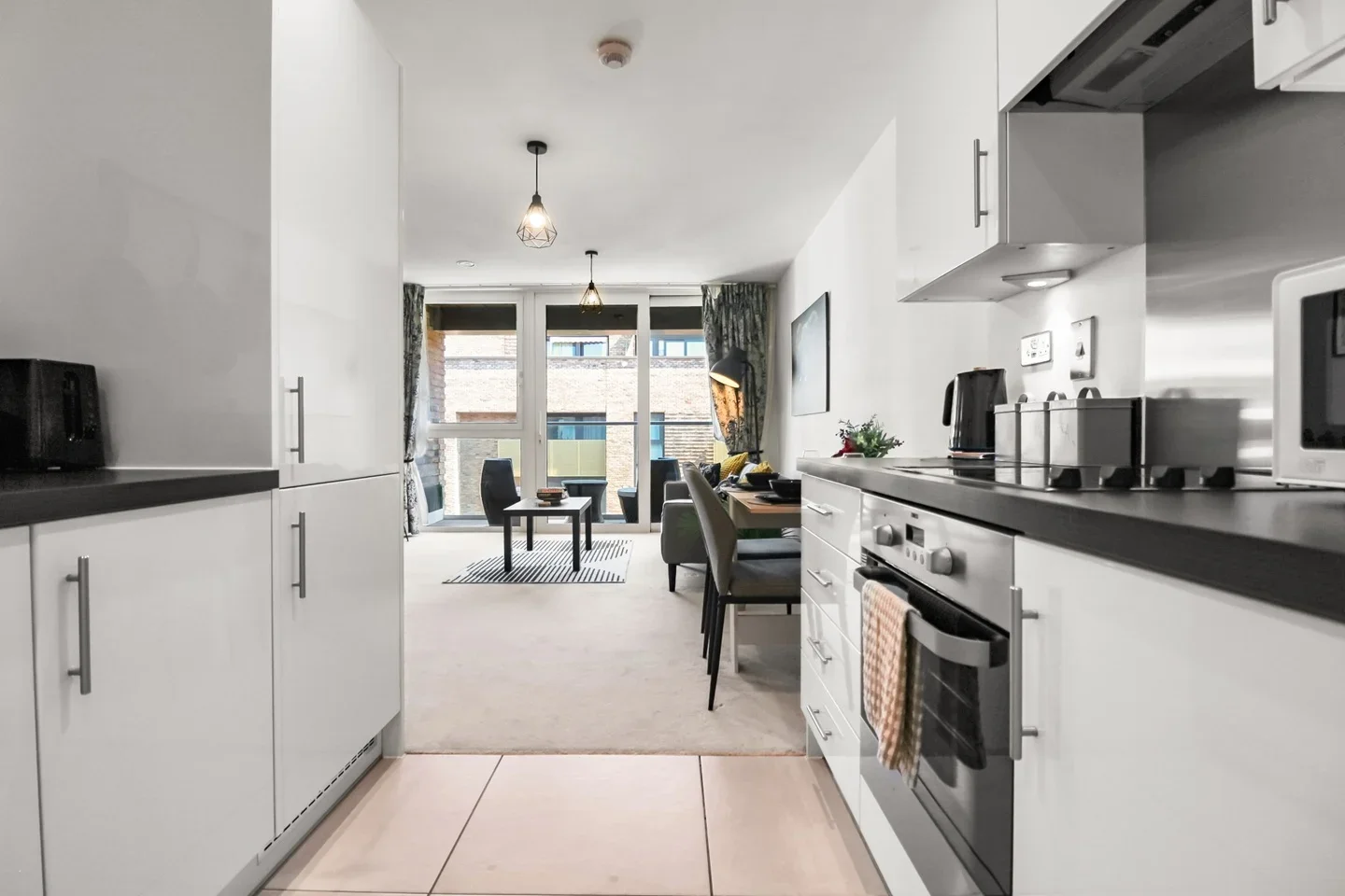 Flat Yeoman Street in Greater London